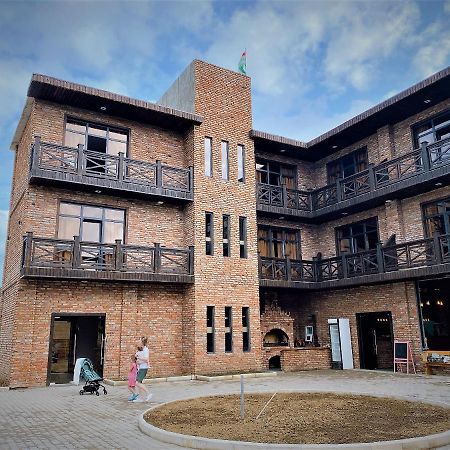 Gloriya Hotel Lidzava Kültér fotó