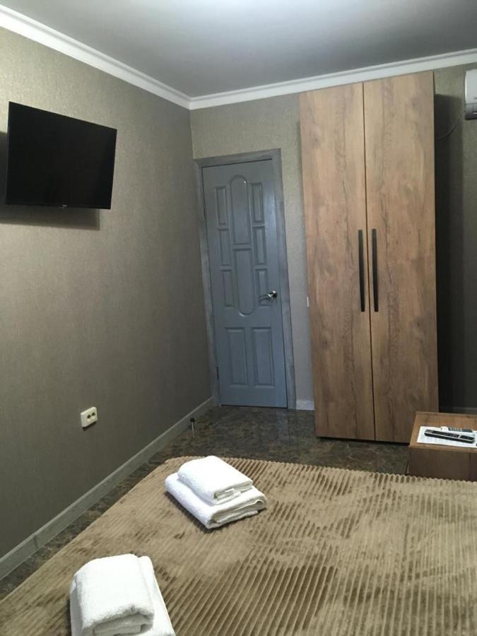 Gloriya Hotel Lidzava Kültér fotó